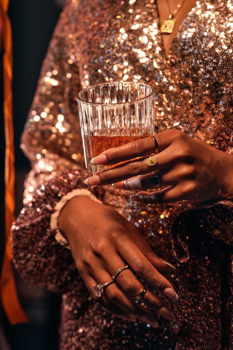 Metallic Mania: How to Rock This Shiny Trend - Madpax