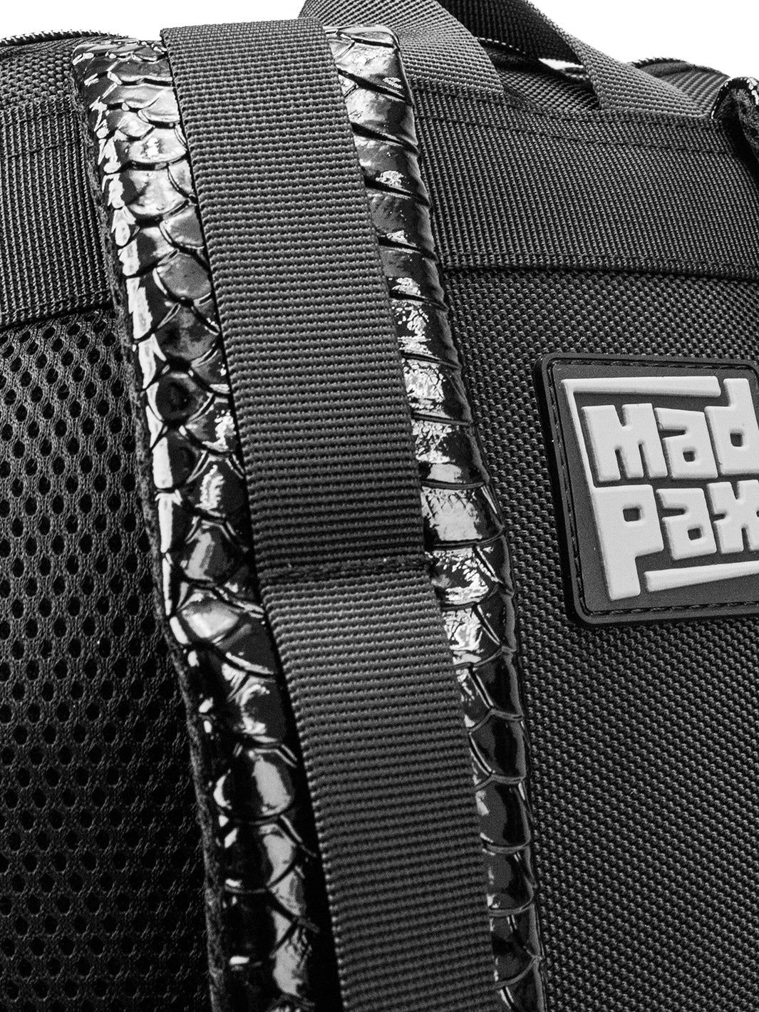 Black Out Backpack (M)
