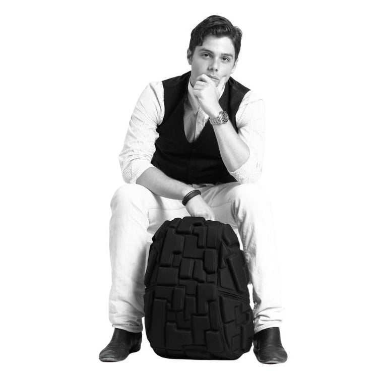 Man Sitting with Milky Way Black Backpack - Madpax